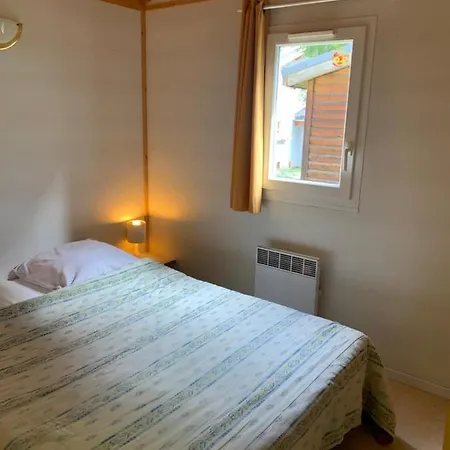 Chalet Montana Camping Le Champ Du Moulin Chalet *